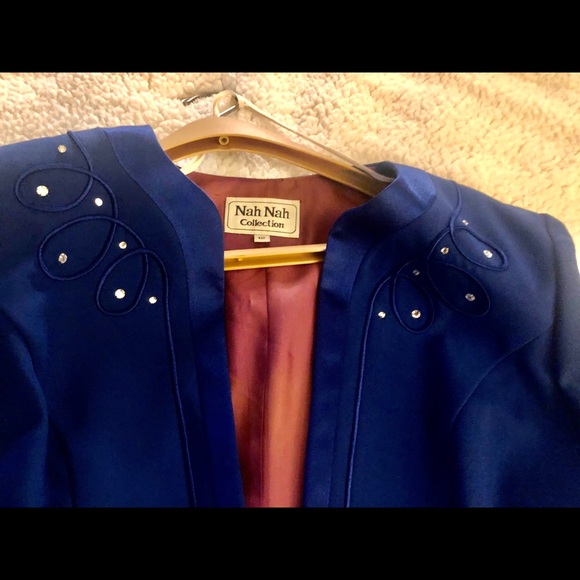 Dressed and embellished blazer - Picture 7 of 8
